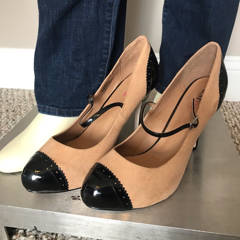 Just Fab Maxella Heels in Black and Tan Size 10